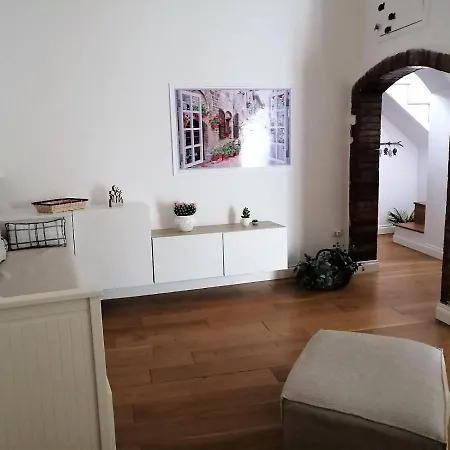 Дом отдыха La Casa Del Gabbiano Вьесте